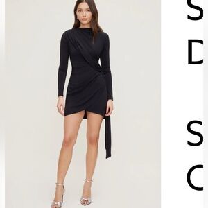 Dynamite ft. ELSA HOSK black dress size medium worn once